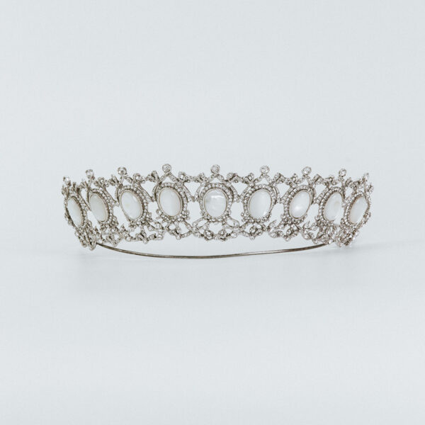 Tiara Imperial 9