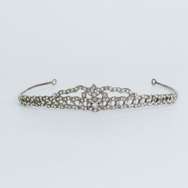 Tiara Laura