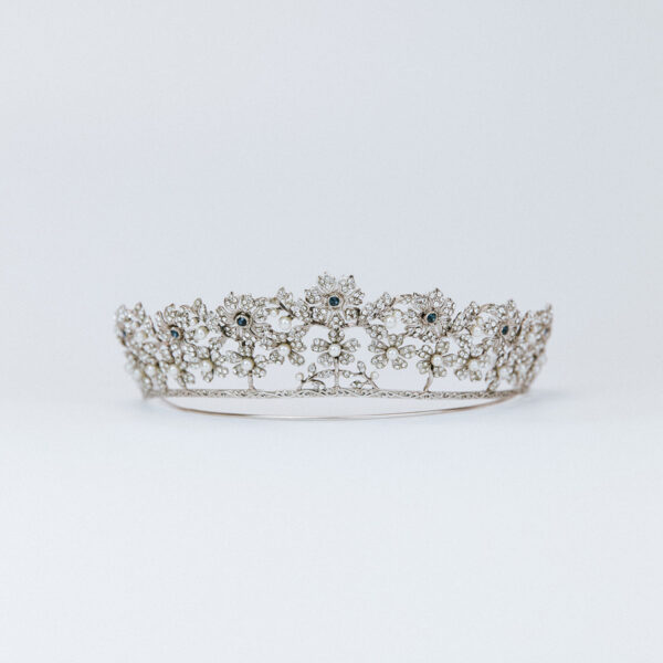 Tiara Manchester